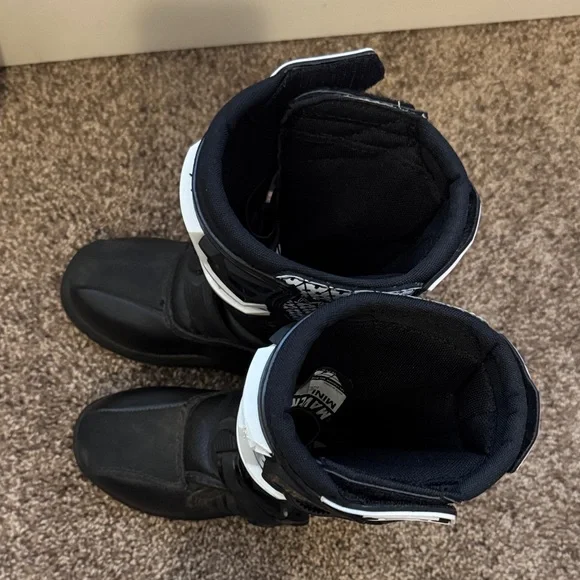 Fly Racing Black and White Motorcycle Boots Youth Mini Maverik Boots 11 - Picture 5 of 5